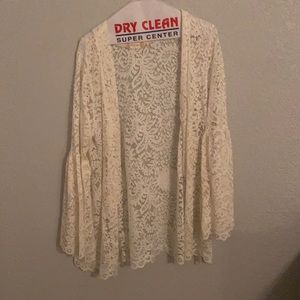 Altar’d State Lace kimono